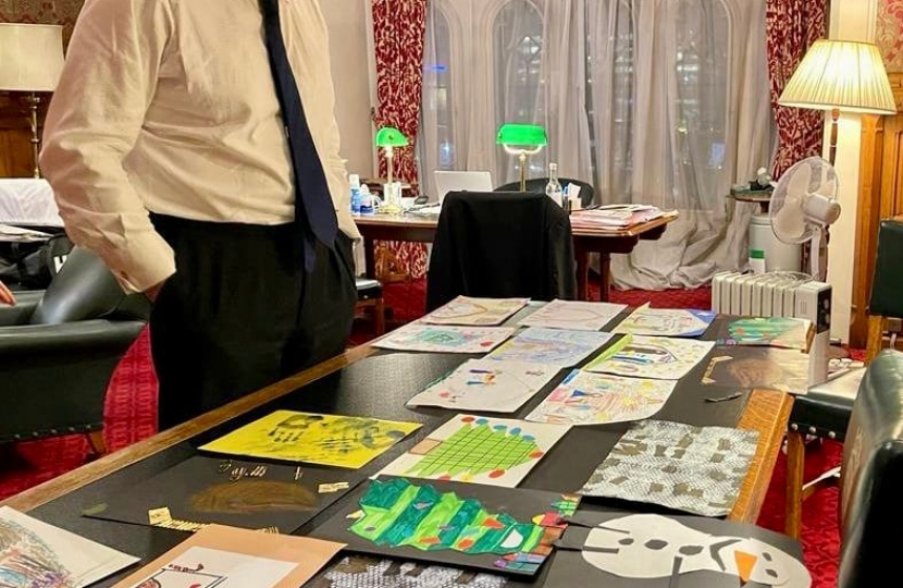 Local schoolchildren win Christmas card competition for Iain Duncan Smith MP for Chingford & Woodford Green